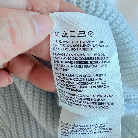 Club Monaco Light Blue Ribbed Knit Cashmere Sweater - Picture 10 of 12